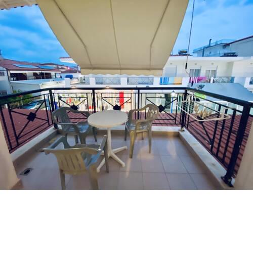 4 apartments in Hanioti