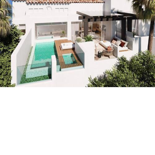 4 Bedroom Beach Front Penthouse Puente Romano Resort