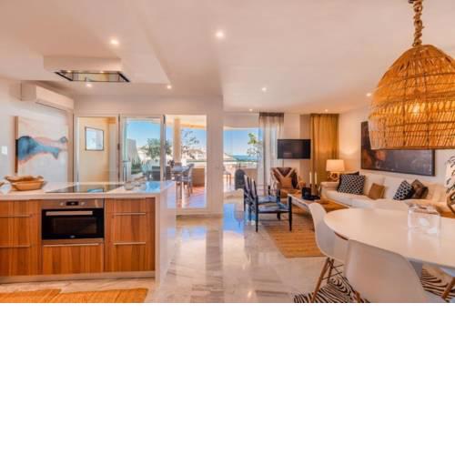 4 bedroom luxury duplex with sea views by Puerto Banus