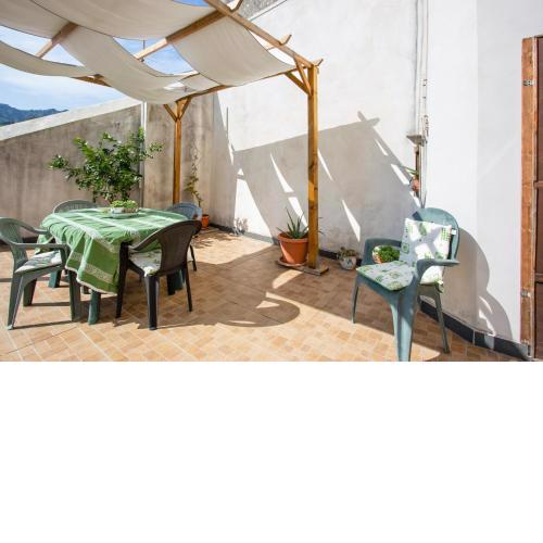 4 bedrooms appartement with furnished terrace and wifi at Cava de' Tirreni 3 km away from the beach