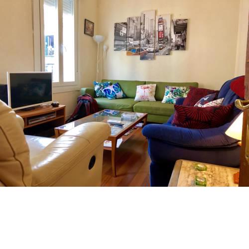 4 Bedrooms flat in the city center