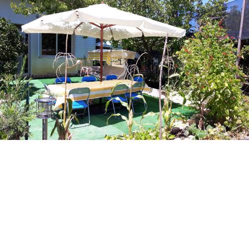 4 bedrooms house with sea view furnished terrace and wifi at Sciacca 3 km away from the beach