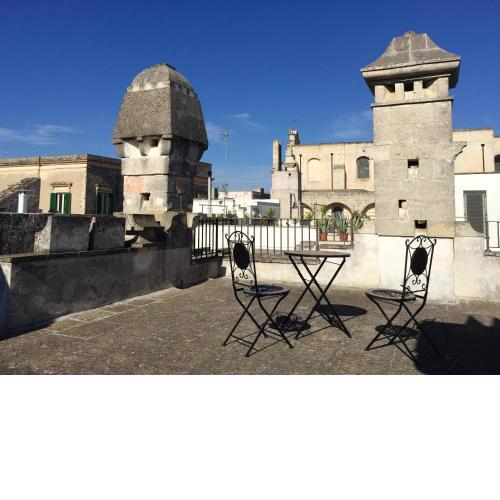 4 bedrooms house with terrace and wifi at Surano 7 km away from the beach