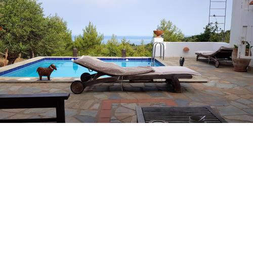 4 bedrooms villa with sea view private pool and enclosed garden at Agaliani 5 km away from the beach