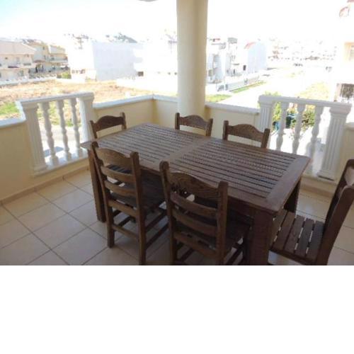 4 beds - 3 bath duplex apt 6 balconies, Rent LD 2019