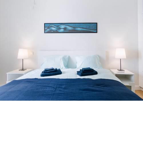 4 Min Walk To Acropolis Museum / 85 sqm