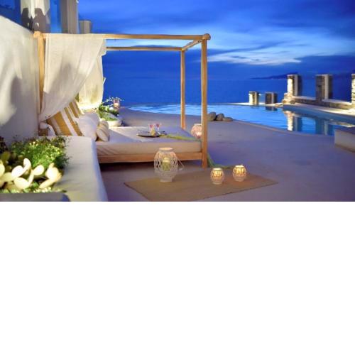 5 bedrooms villa with sea view private pool and enclosed garden at Mykonos
