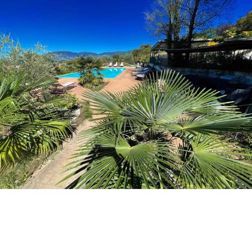 5 guests- fab views all around 0,7 kms Spoleto