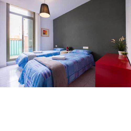 5 Pax Santa Mónica RAMBLAS BARCELONA