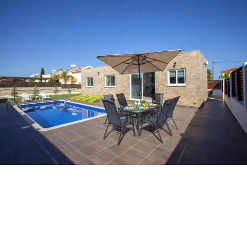 5 Star Villa with Private Pool, Protaras Villa 1482