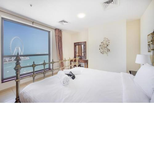 50% DISCOUNT GIVEN! Chic 2 bed close to everything
