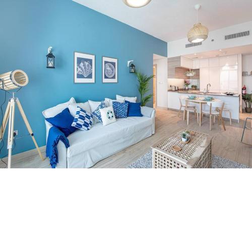 50% DISCOUNT GIVEN! I sleep 4 in Dubai Marina