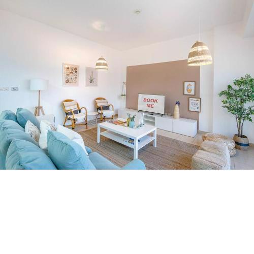 50% Discount given!I can sleep 6 with sea views!!!