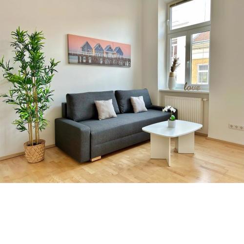 50 m2 Stylish Apartment with Free Parking