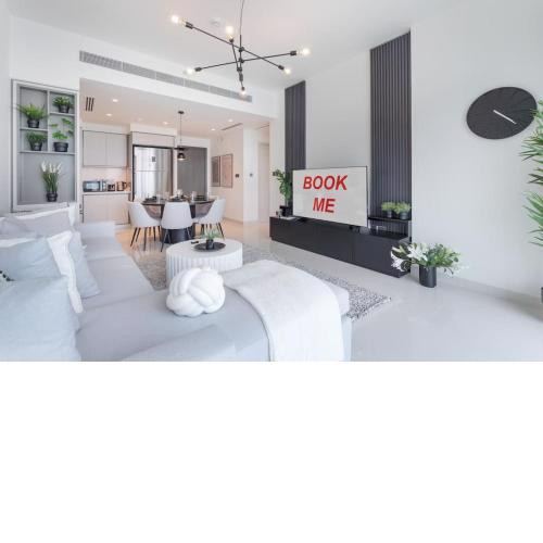 50% OFFER! 2 bed apartment & beach access