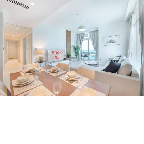 50% OFFER 2 bed apartment & beach access.