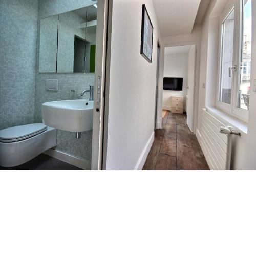 502254 - Spacious duplex apartment for 12 people near Les Halles