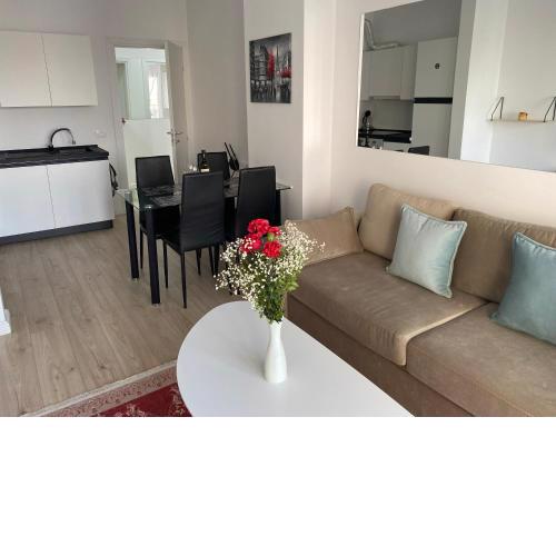 50m BEACH, 3xBEDROOMS, 2xBATHROOMS, SELF CHECK-IN