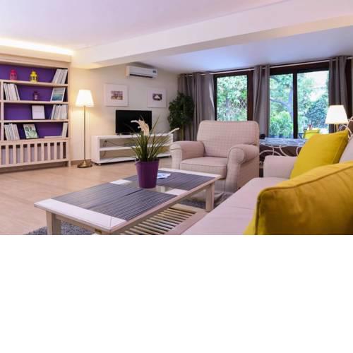 50m² Renovated Apartment in Voula
