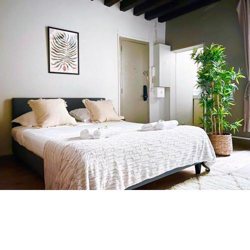 5498 - Le Marais - Best deal