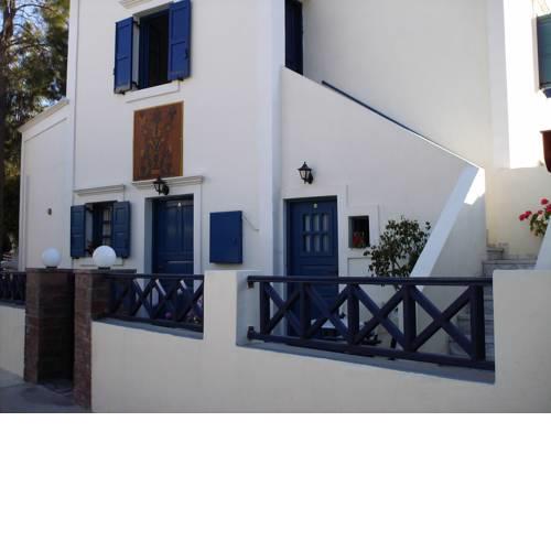 5bedroom villa in perissa beach