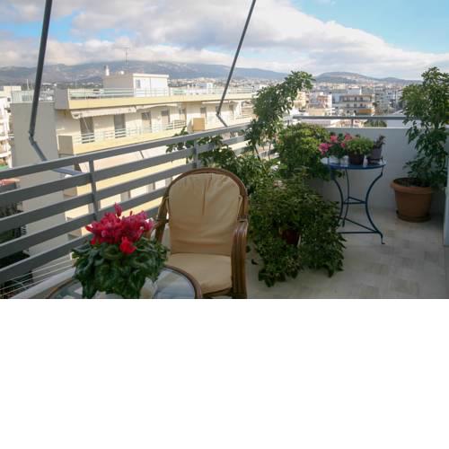 5th Floor Apartment near to the Station