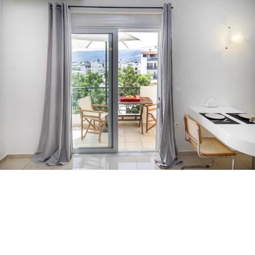 5th floor Maisonette with Mountain View