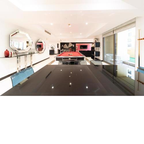 6 Bedrooms Beach Villa in the main JBR beach Walk