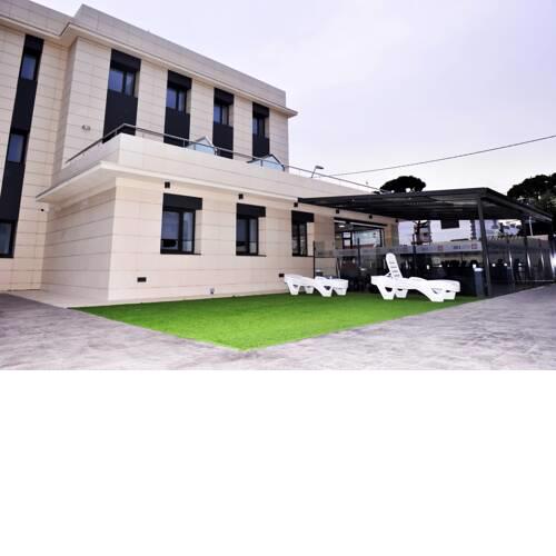 6 Bis HOTEL