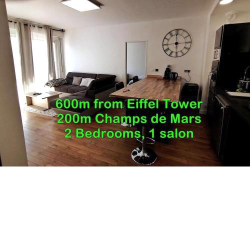 600 Meters Walk to Eiffer Tower, 2 BR & Salon