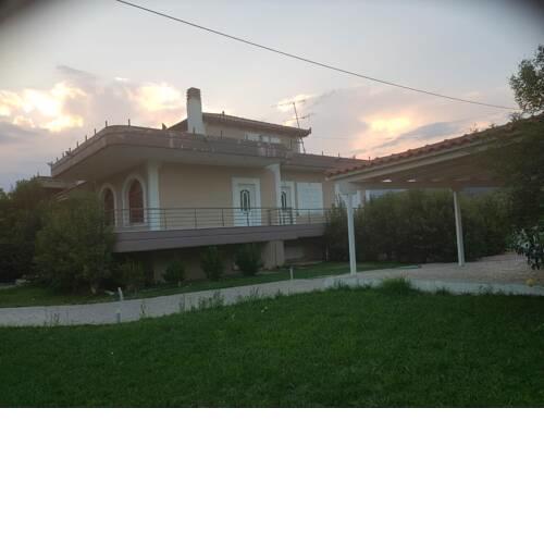 67. Traditional Villa in Evoia Malliaris Family
