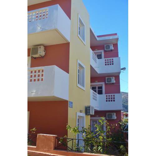 7 Days Studios & Apts