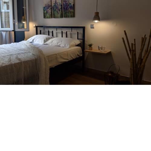 73sq Apt near Athens and Piraeus port with backyard