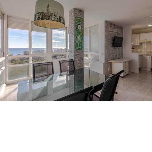 797 Holiday Rentals - Apartamento para 4 en el centro de Benalmadena