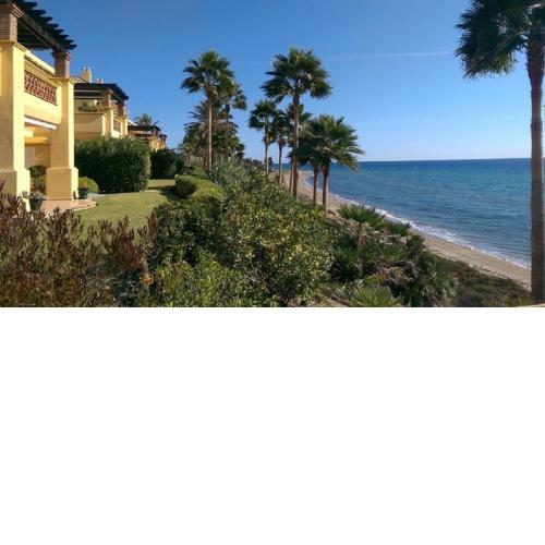 8841 - GRAND FRONT LINE LOCATION – HEATED POOL