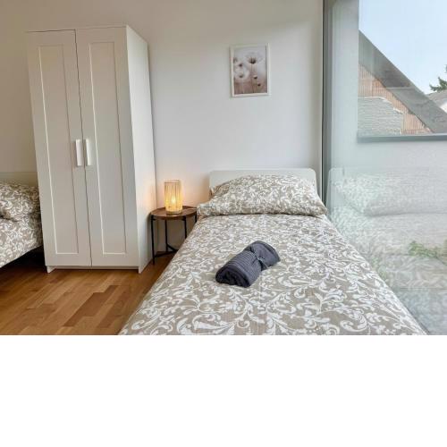 90 m2 Apartment with Balcony & Free Parking