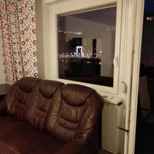 9th Floor + Terrace + River View = KAF Penthouse