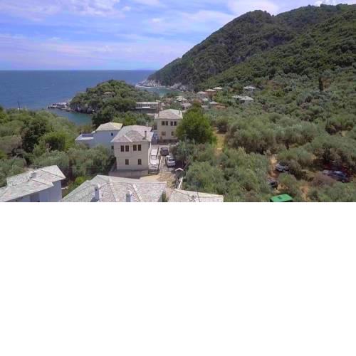 Παραδοσιακή μεζονέτα στην Νταμούχαρη