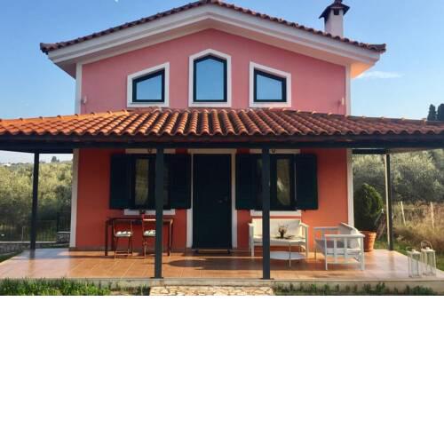 Εξοχική κατοικία στη Δροσιά Χαλκίδας