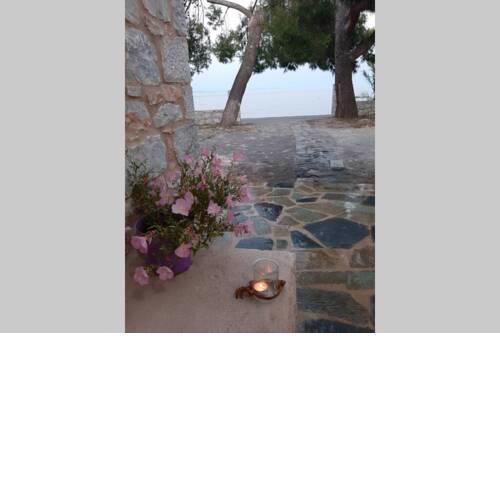 Σπίτι μπροστά στη θάλασσα