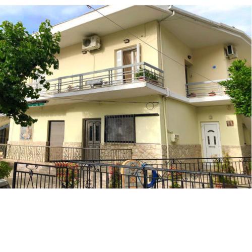 Ενοικιαζόμενα ΜΠΕΤΣΟΥ