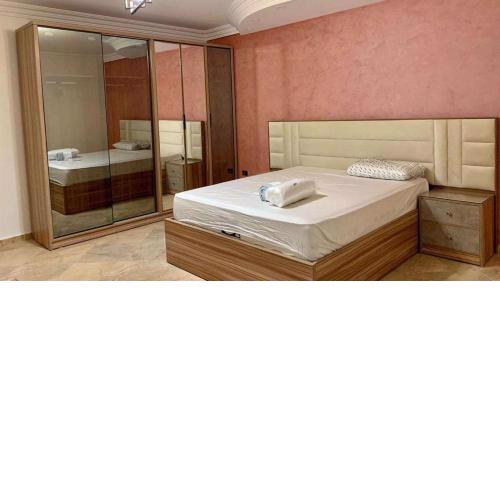 مدينتي شقه مفروشه