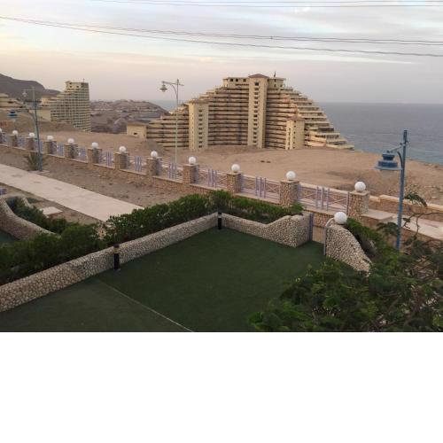 ڤيلا اعلى الجبل بورتو السخنة
