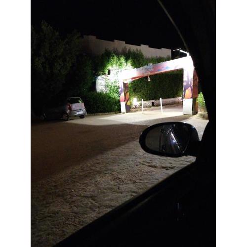 قريه نزهه بيتش
