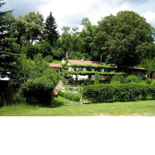Вила Ломар