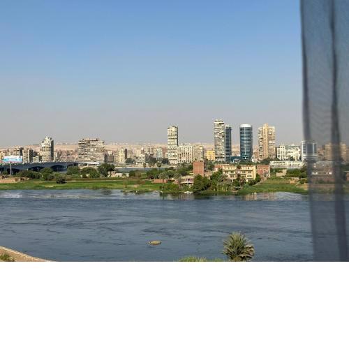 شقة فندقية علي النيل داخل كمبوند