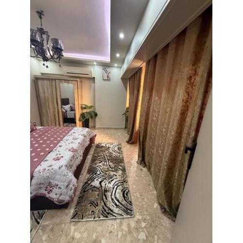 شقه مفروشه بالمهندسين امام مستشفى الصفا