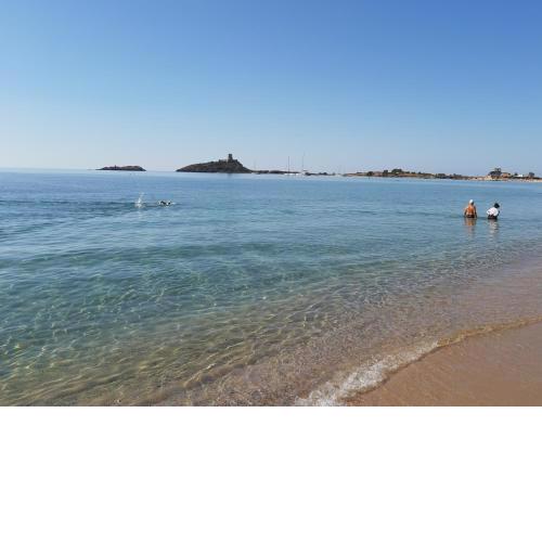 A 30 metri dal mare di Nora, casa confortevole