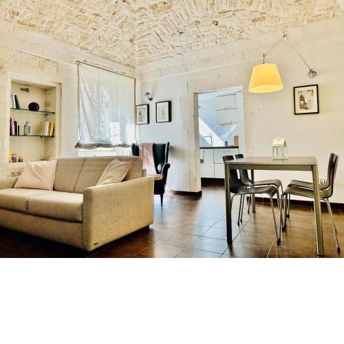 A CASA DI LAURA