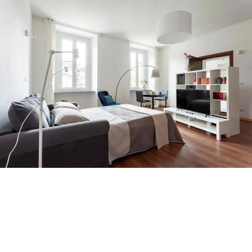 A central quiet sunny studio in Verbania